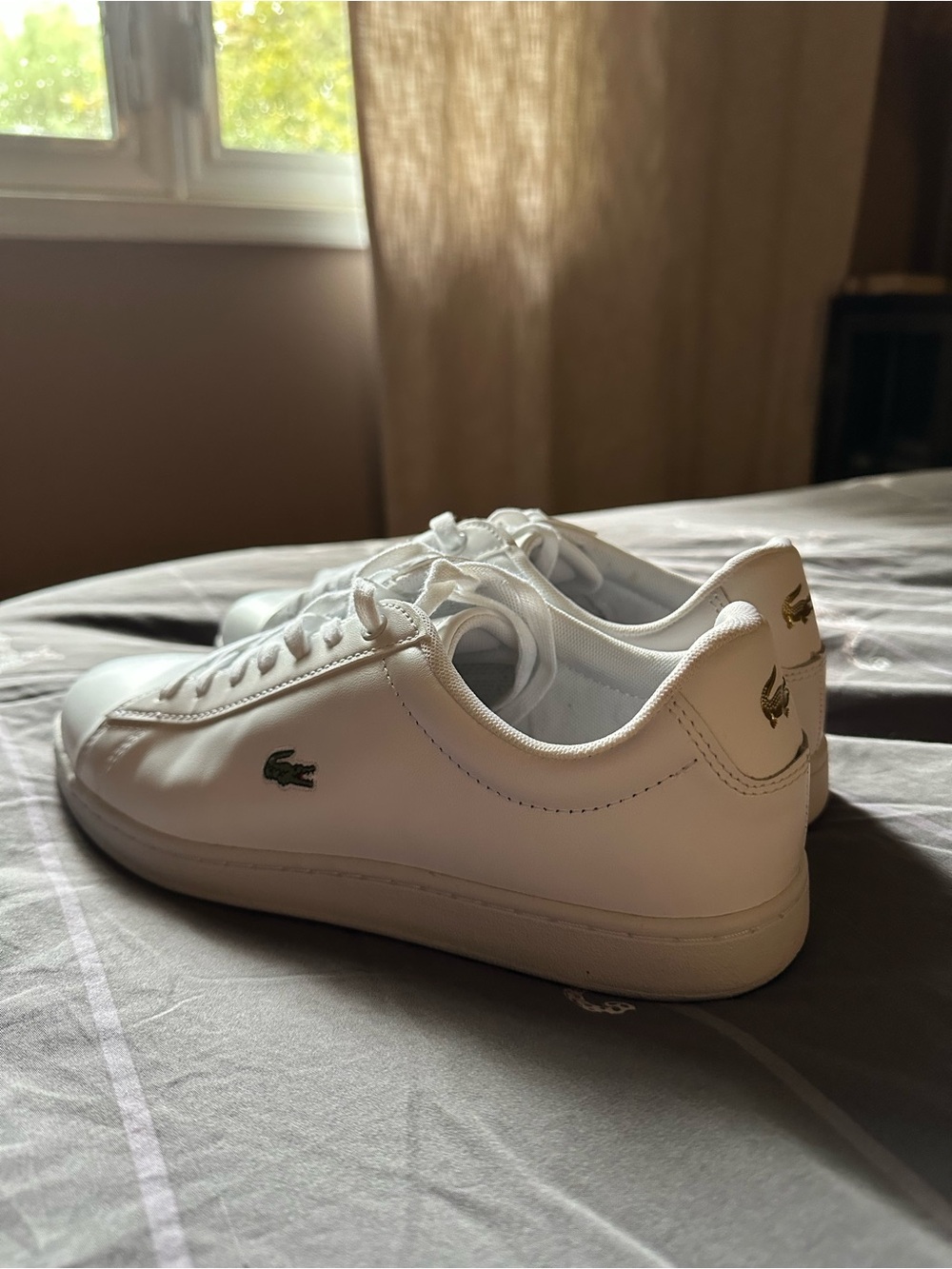 NEW Lacoste Carnaby Set Leather Sneakers 9.5